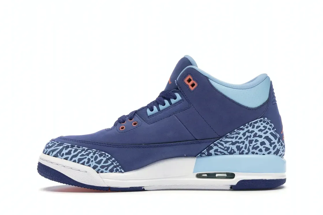 Фото № 3 с приближением к товару «‎Jordan 3 Retro Purple Dust »