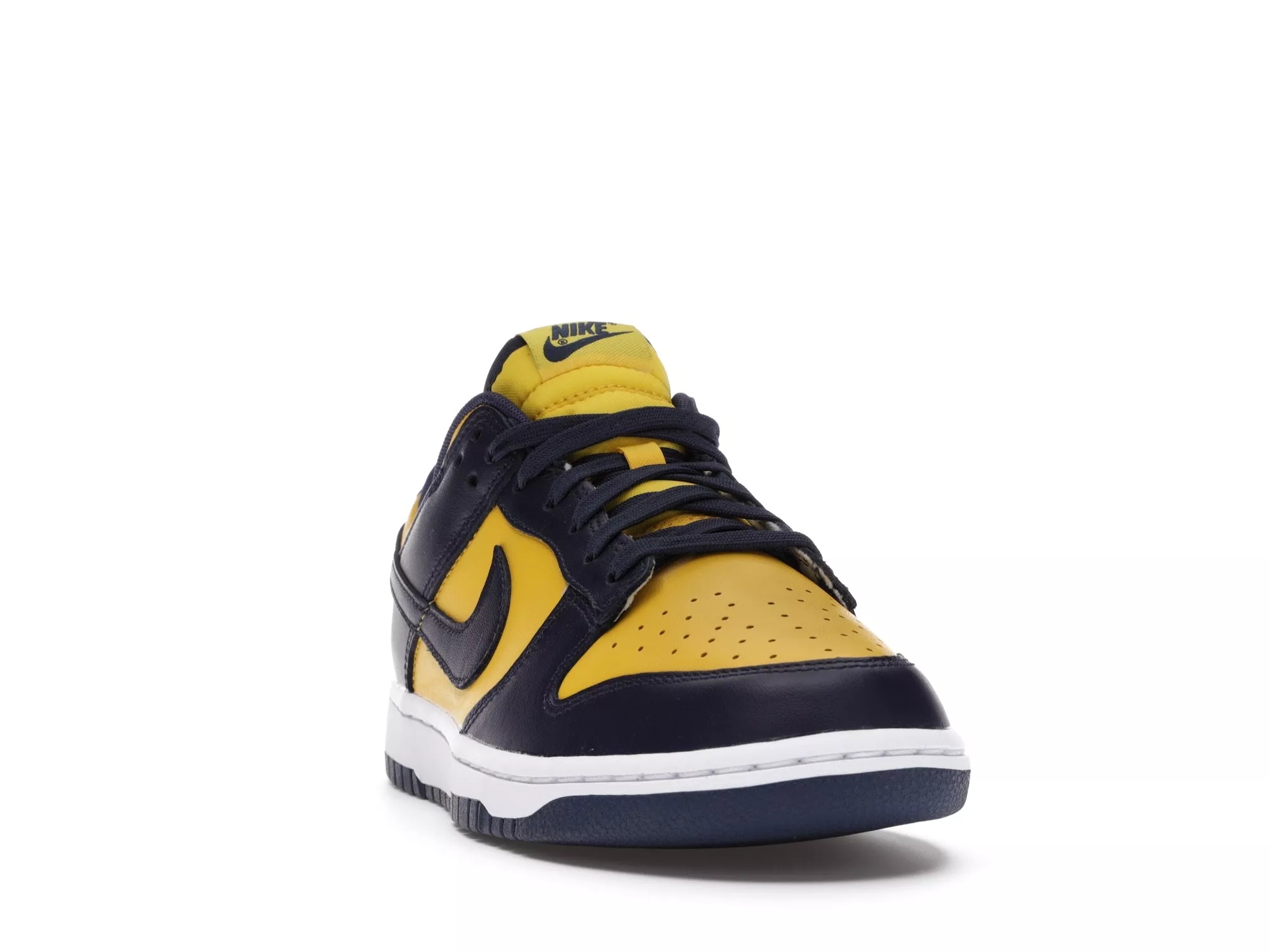 Фото № 4 с приближением к товару «‎Nike Dunk Low Michigan (2021)»