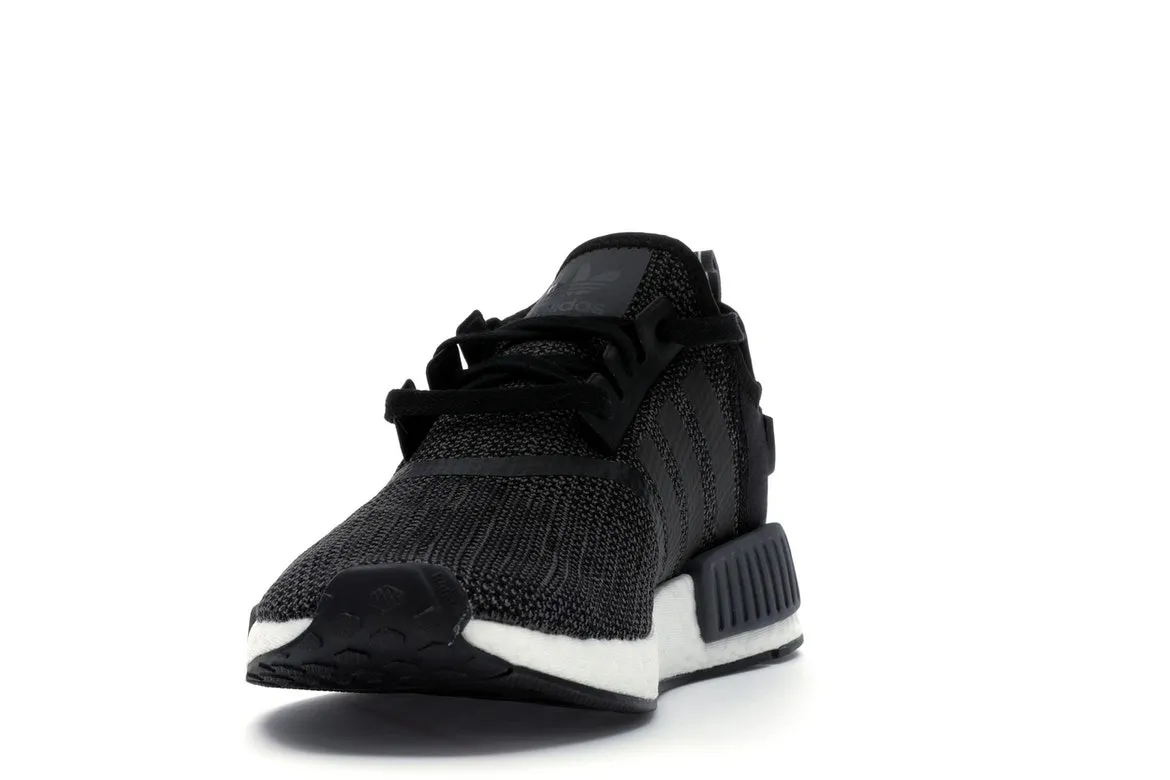Фото № 3 с приближением к товару «‎adidas NMD R1 Core Black Carbon»