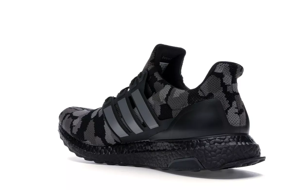 Фото № 5 с приближением к товару «‎adidas Ultra Boost 4.0 Bape Camo Black»