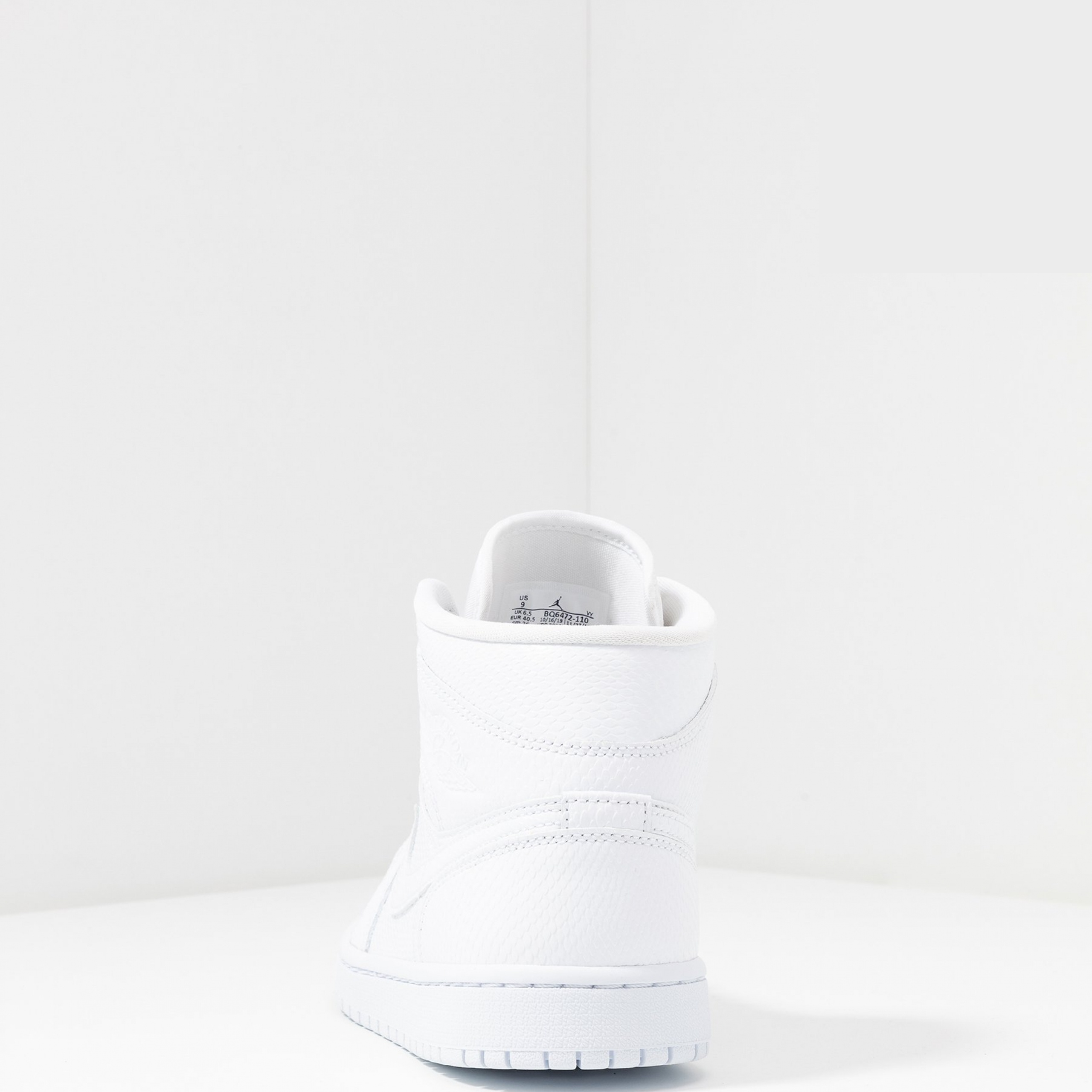 Фото № 3 с приближением к товару «‎Jordan Wmns Air 1 »