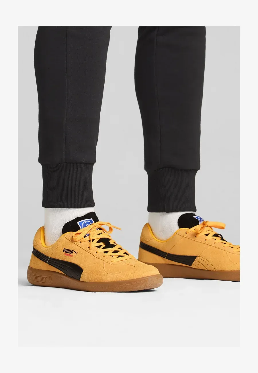 Фото № 1 с приближением к товару «‎Training shoe»