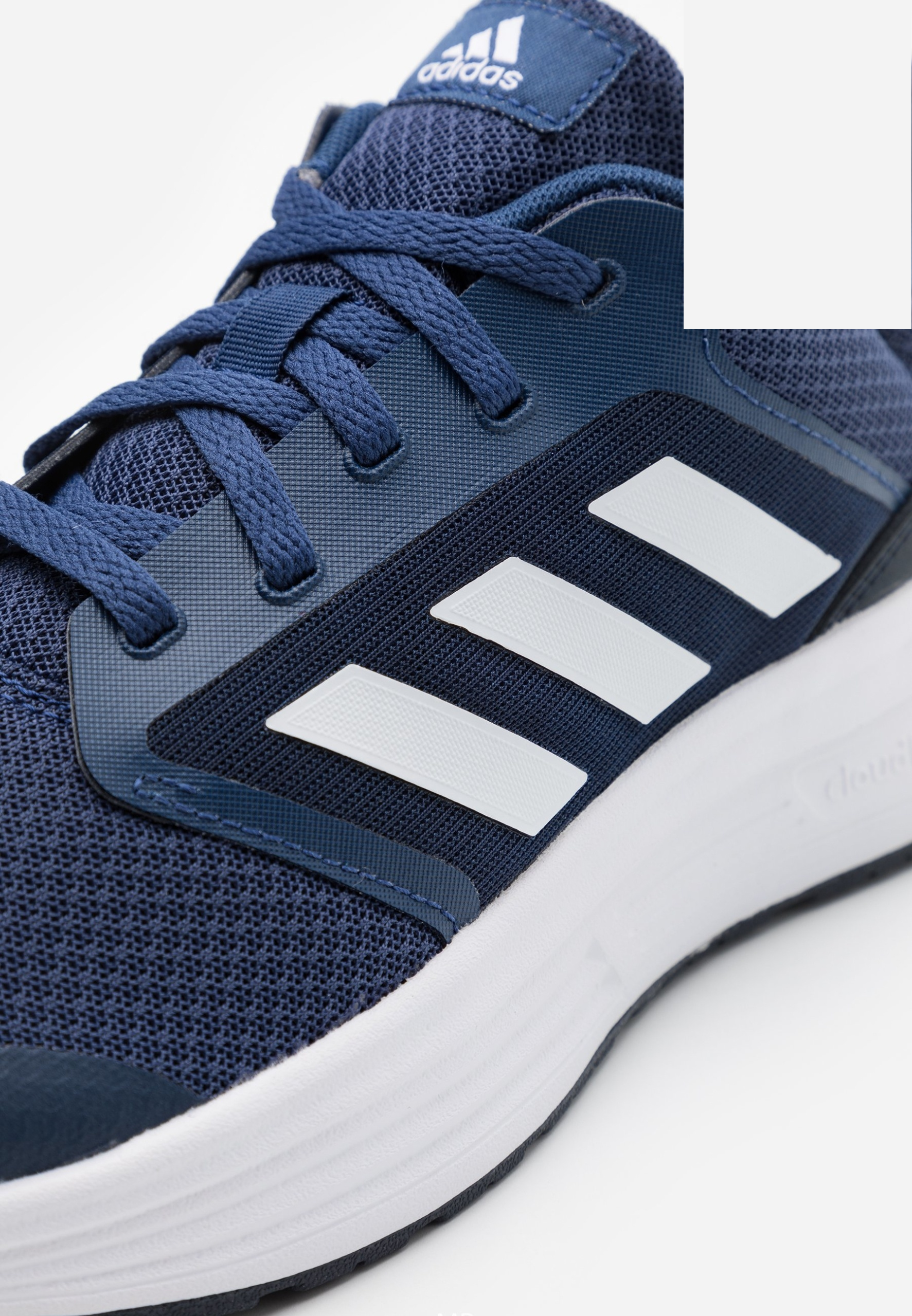 Фото № 5 с приближением к товару «‎Adidas Galaxy 5 Classic Cloudfoam»