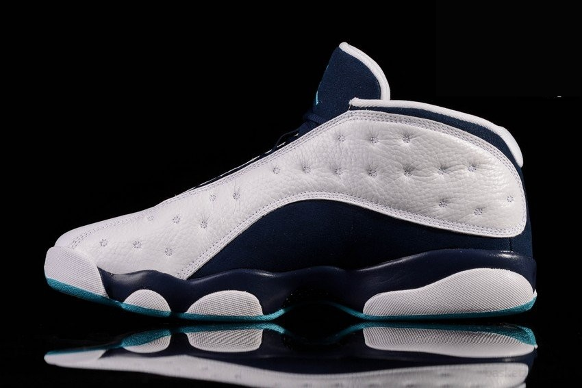 Фото № 1 с приближением к товару «‎Jordan 13 Retro Low Hornets»