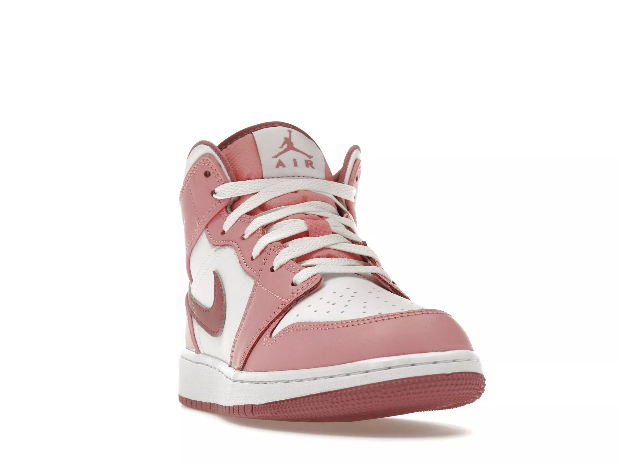 Фото № 2 с приближением к товару «‎Jordan 1 Mid Valentine's Day (2023) »
