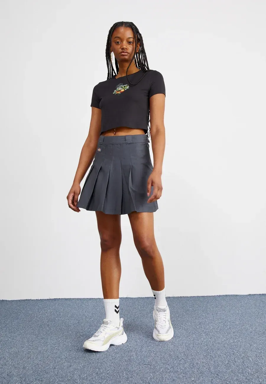 Фото № 3 с приближением к товару «‎MORPHIC METALLIC»