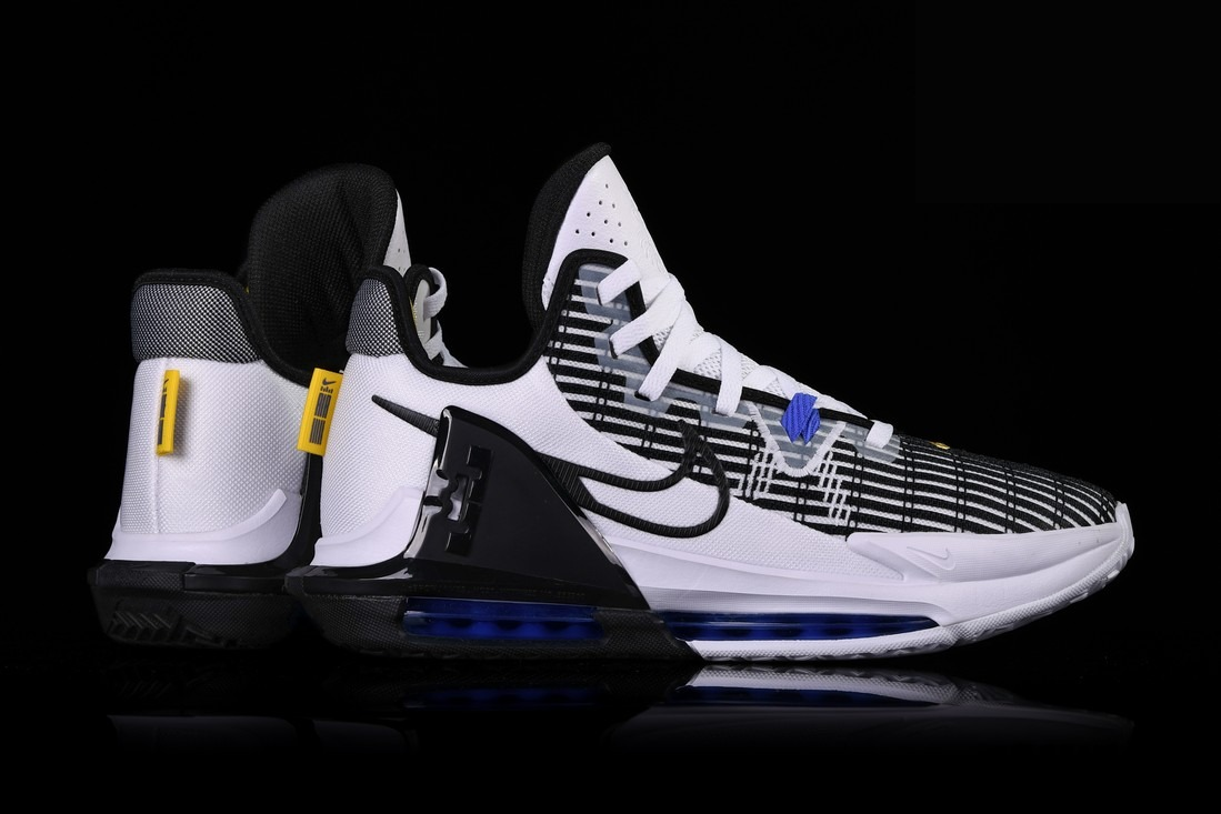 Фото № 2 с приближением к товару «‎Nike Lebron Witness Vi»