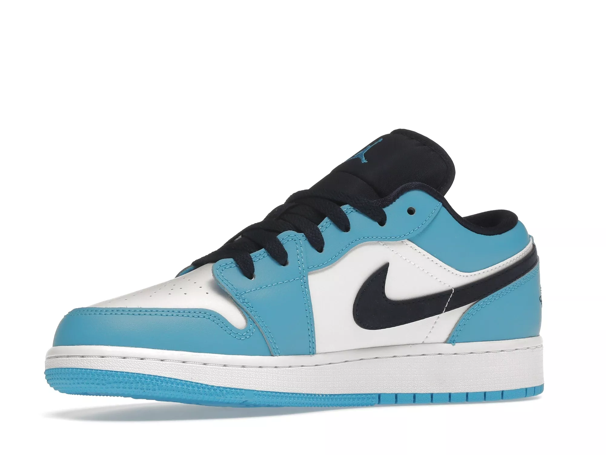 Фото № 4 с приближением к товару «‎Jordan 1 Low UNC (2021) »