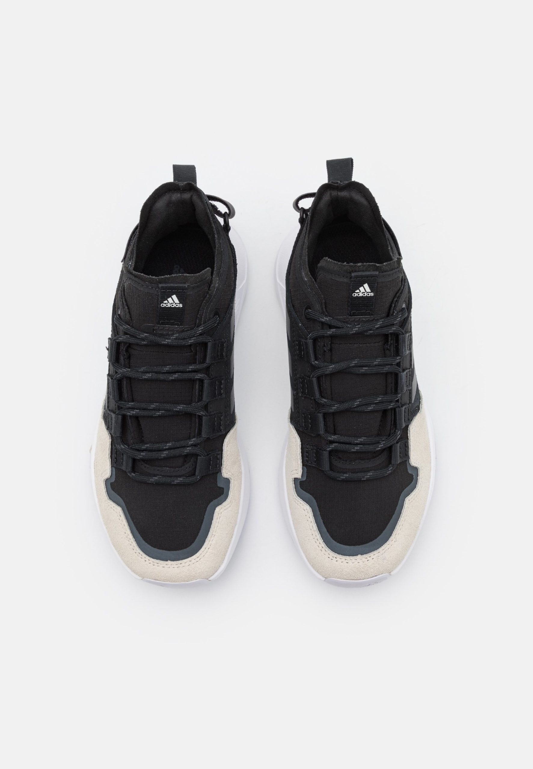 Фото № 4 с приближением к товару «‎Adidas Terrex Hiking Urban Traxion Shoes»