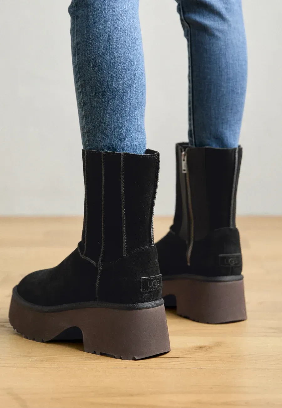 Фото № 2 с приближением к товару «‎CLASSIC TWIN SEAM NEW HEIGHTS»
