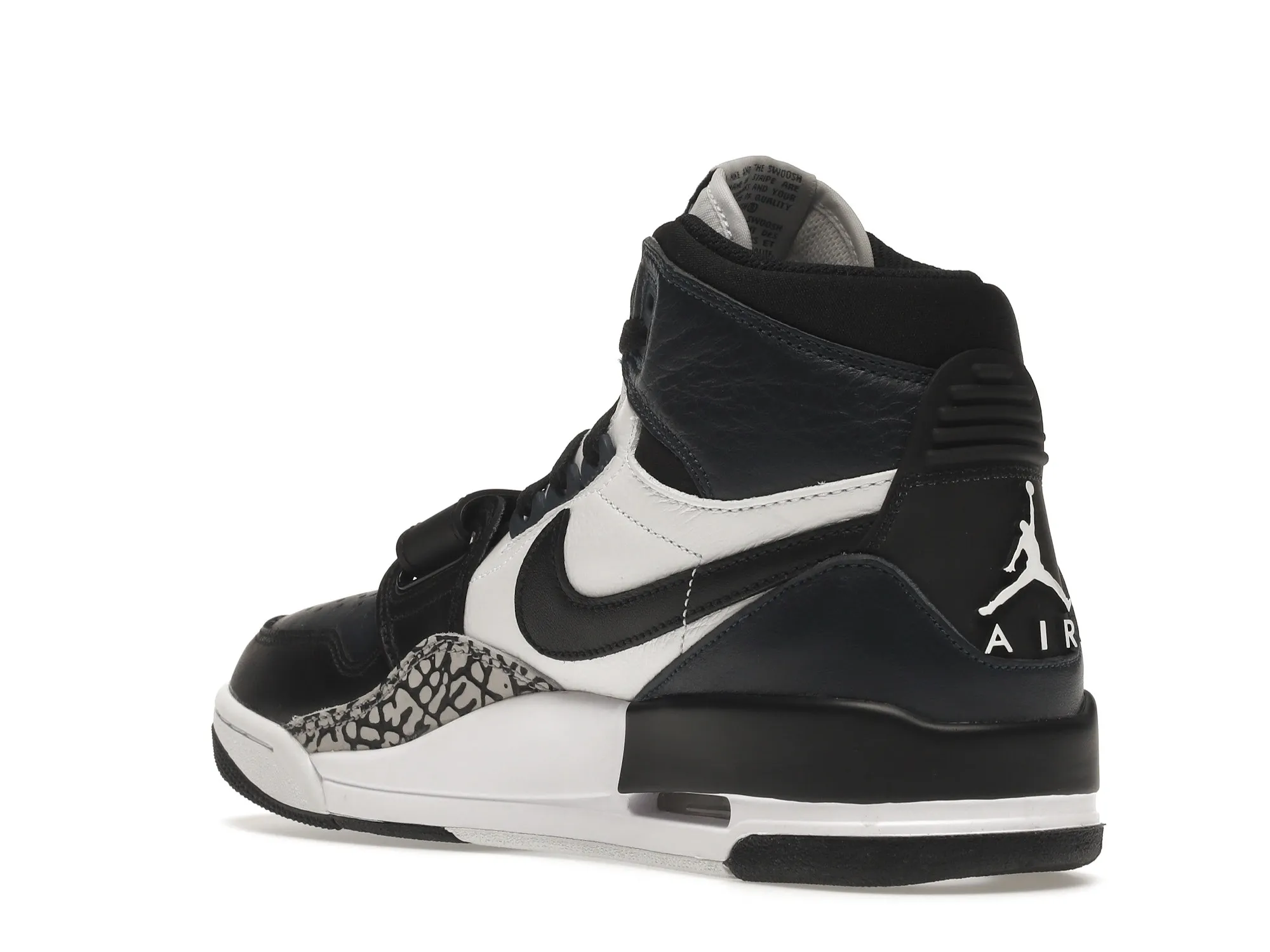 Фото № 6 с приближением к товару «‎Jordan Legacy 312 White Midnight Navy»