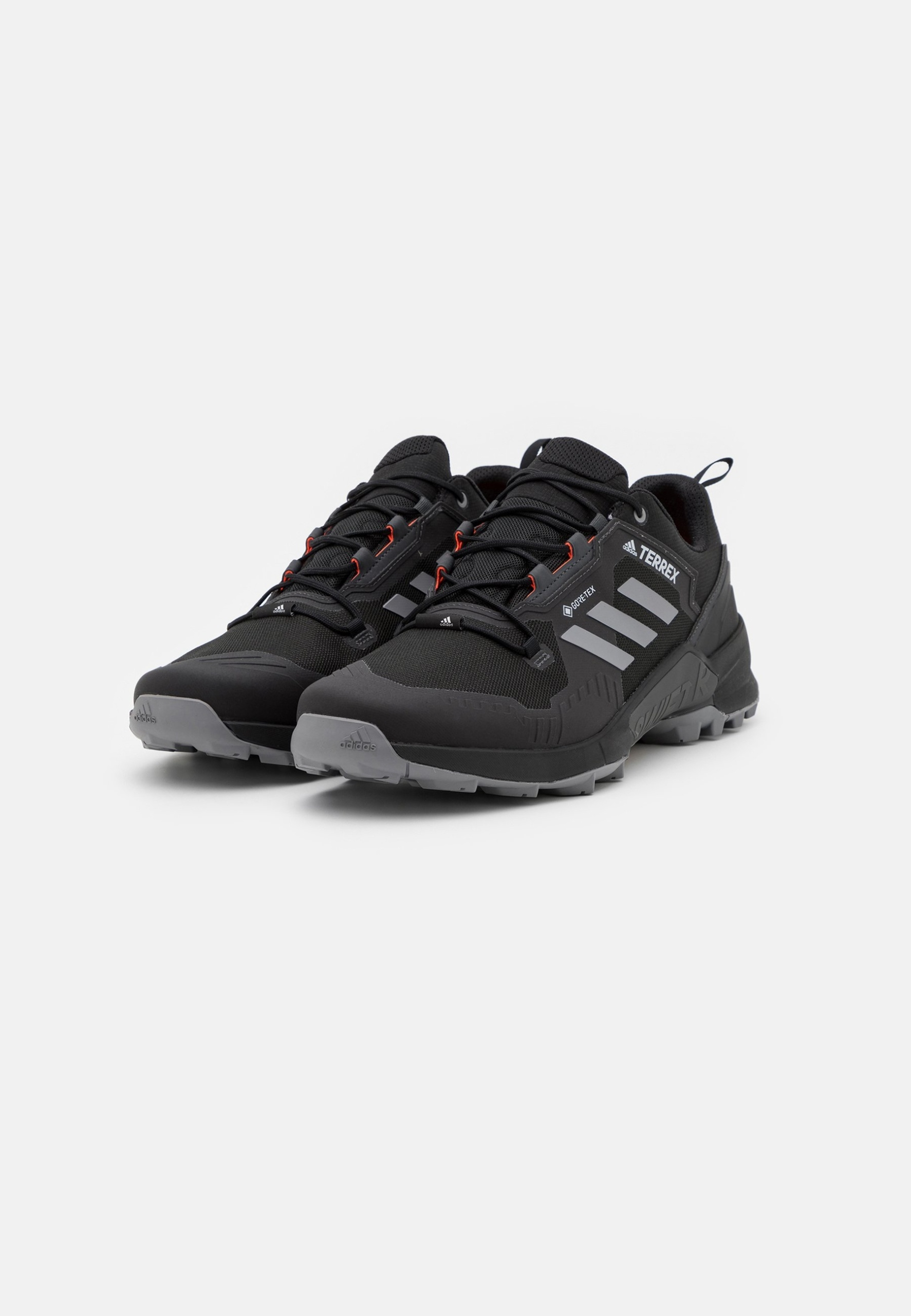 Фото № 2 с приближением к товару «‎Adidas Terrex Swift R3 Gtx»