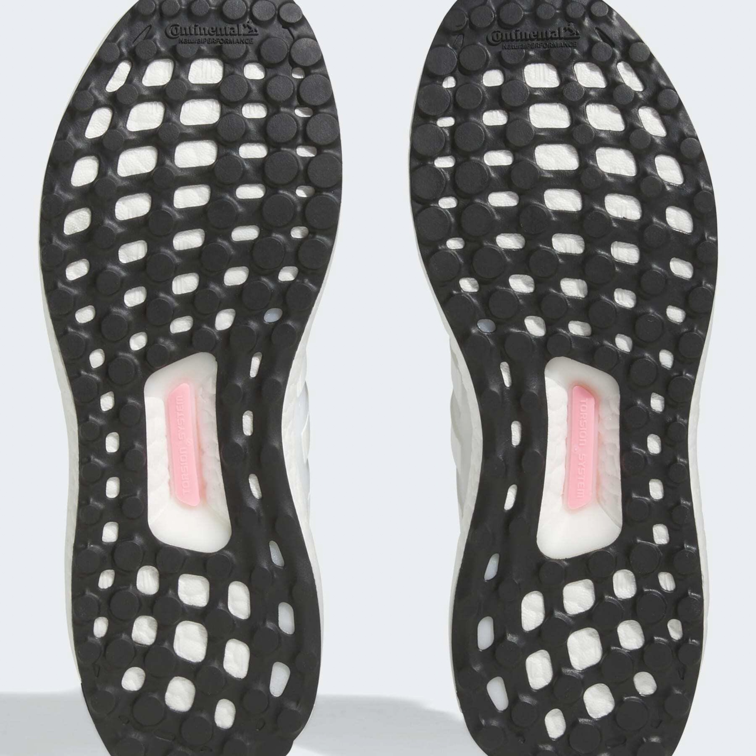 Фото № 4 с приближением к товару «‎Adidas Ultra »