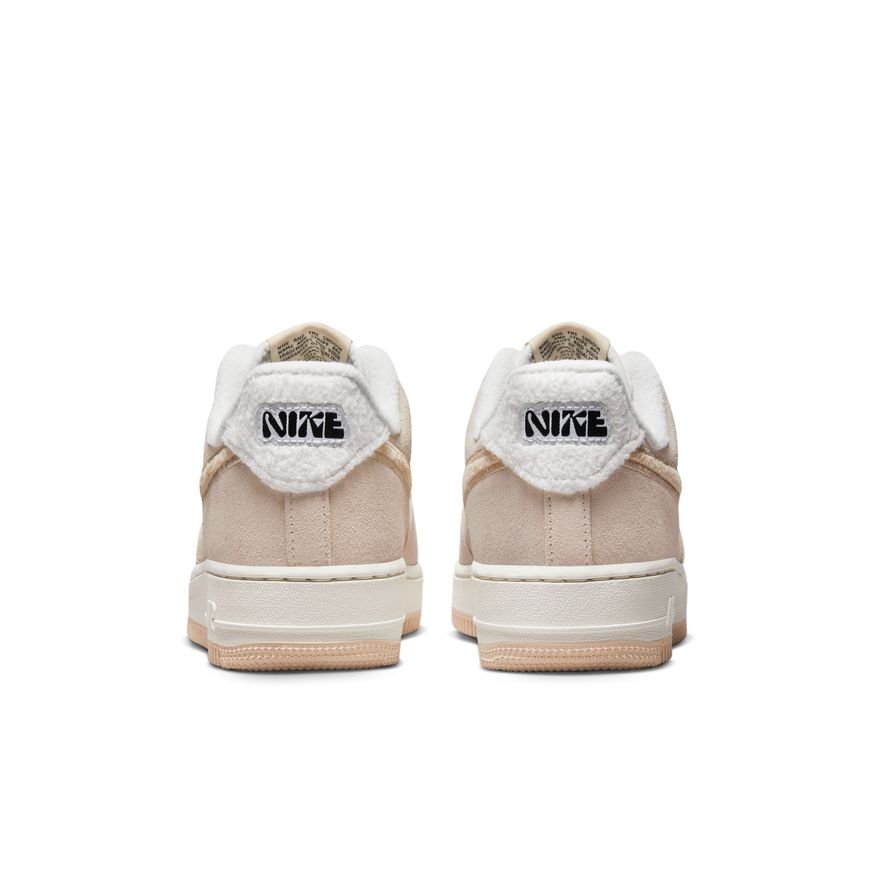 Фото № 3 с приближением к товару «‎Nike Air Force 1 ’07 Wmns»