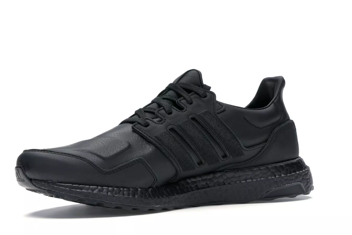 Фото № 2 с приближением к товару «‎adidas Ultra Boost Leather Black»