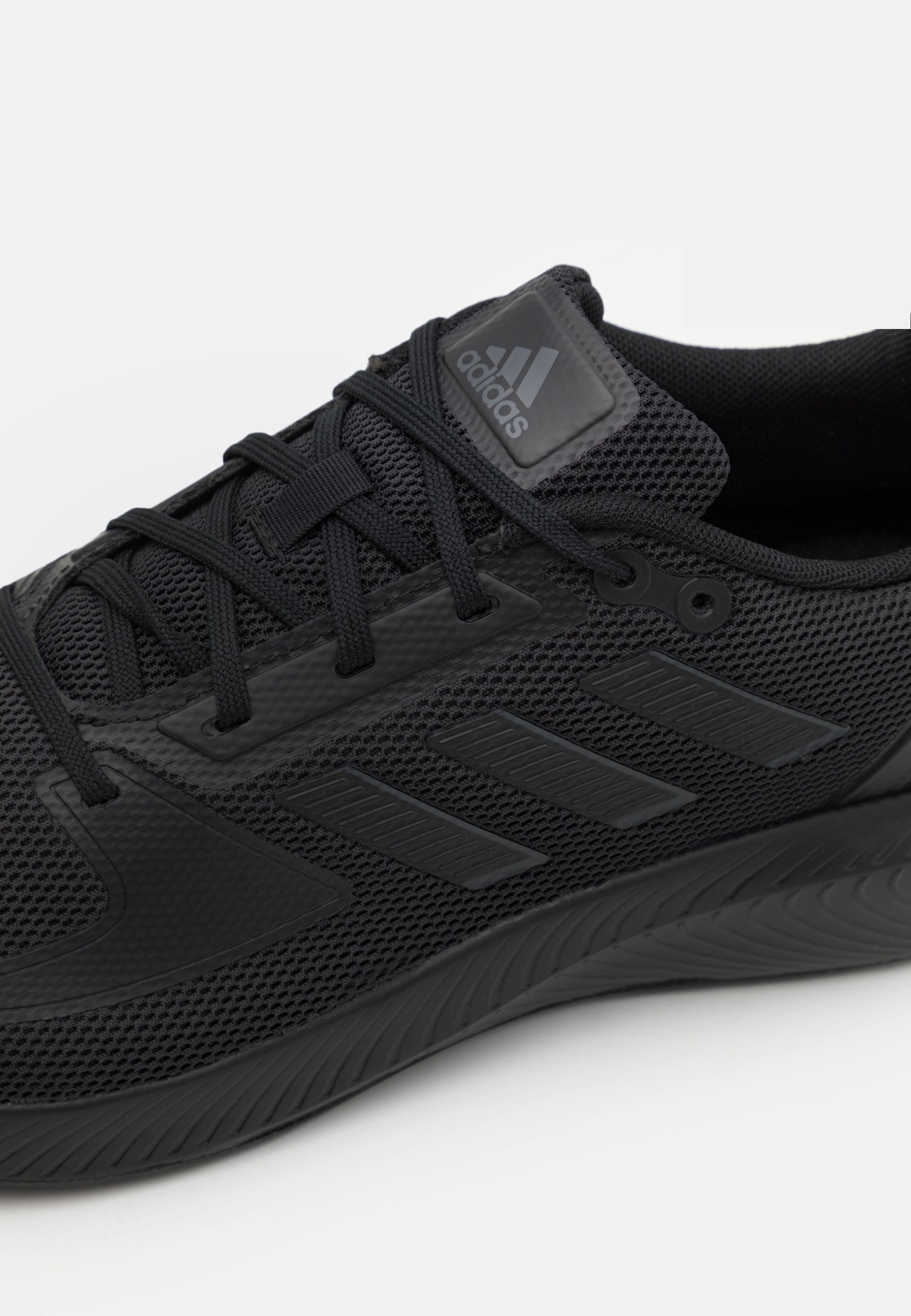 Фото № 4 с приближением к товару «‎Adidas Runfalcon»