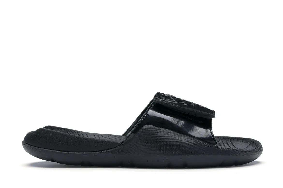 Фото № 1 с приближением к товару «‎Jordan Hydro 7 Triple Black»