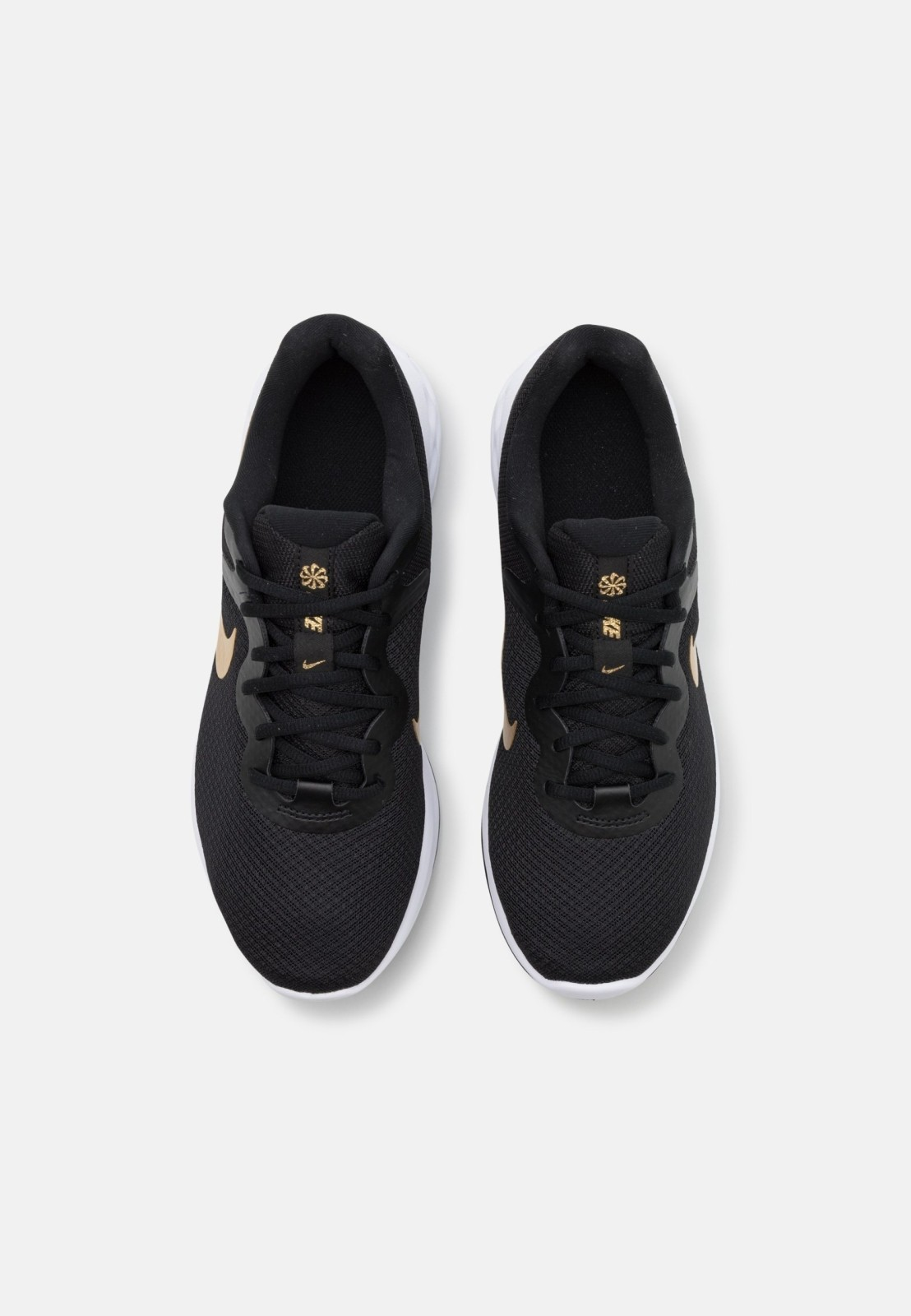 Фото № 3 с приближением к товару «‎Nike Revolution 6»