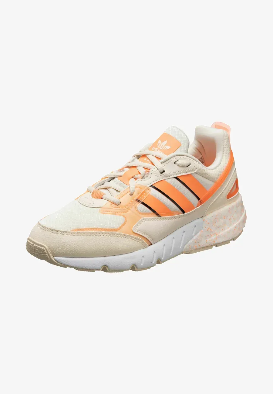 Фото № 2 с приближением к товару «‎Trainers»