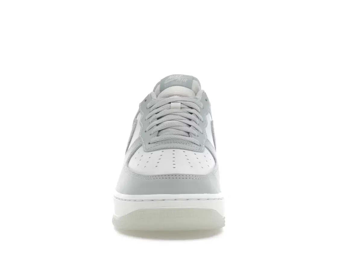 Фото № 2 с приближением к товару «‎Nike Air Force 1 '07»