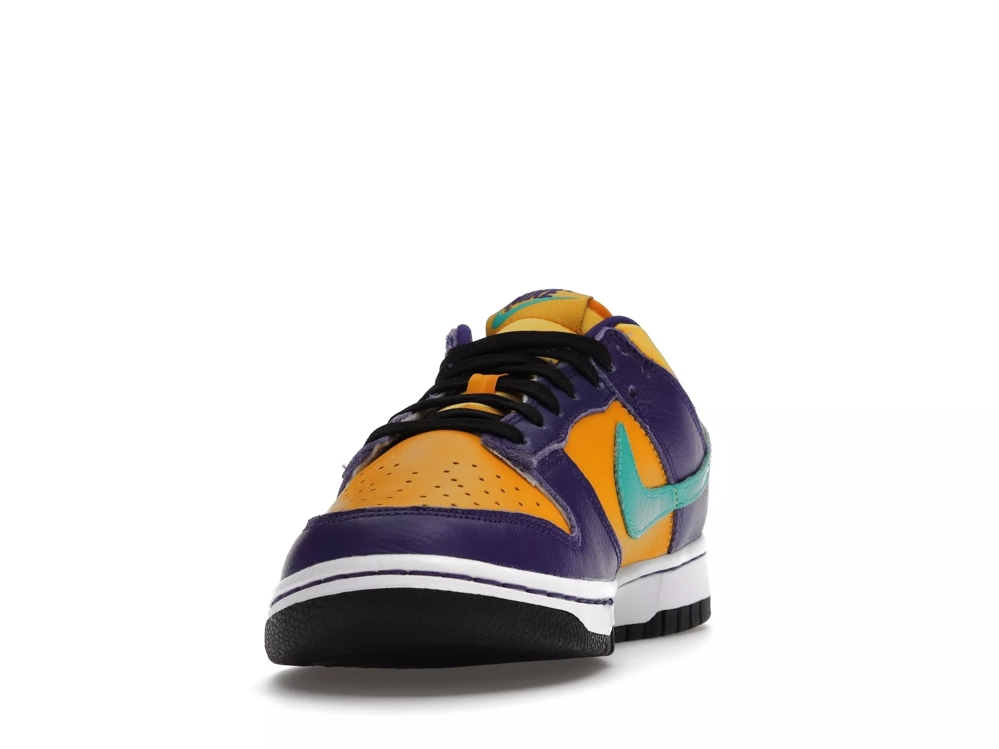 Фото № 3 с приближением к товару «‎Nike Dunk Low LX Lisa Leslie »