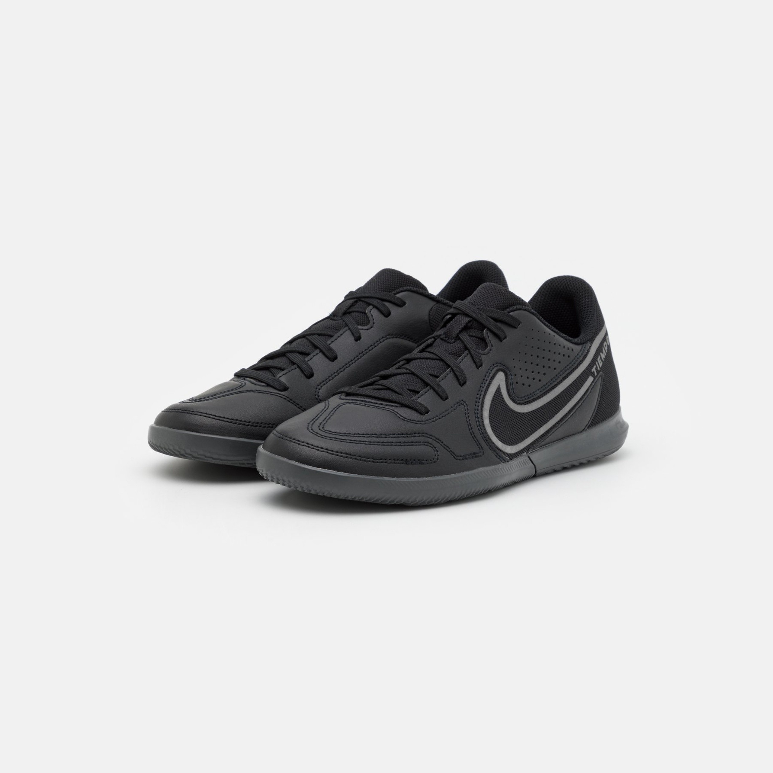 Фото № 2 с приближением к товару «‎Nike Tiempo Legend 9 Club IC »