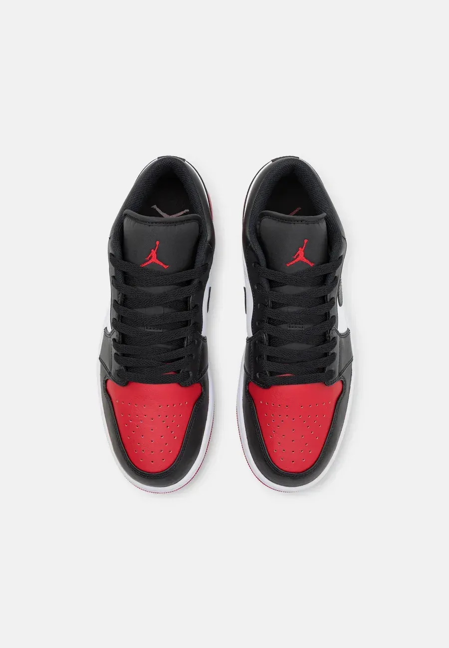 Фото № 4 с приближением к товару «‎AIR JORDAN 1 LOW»