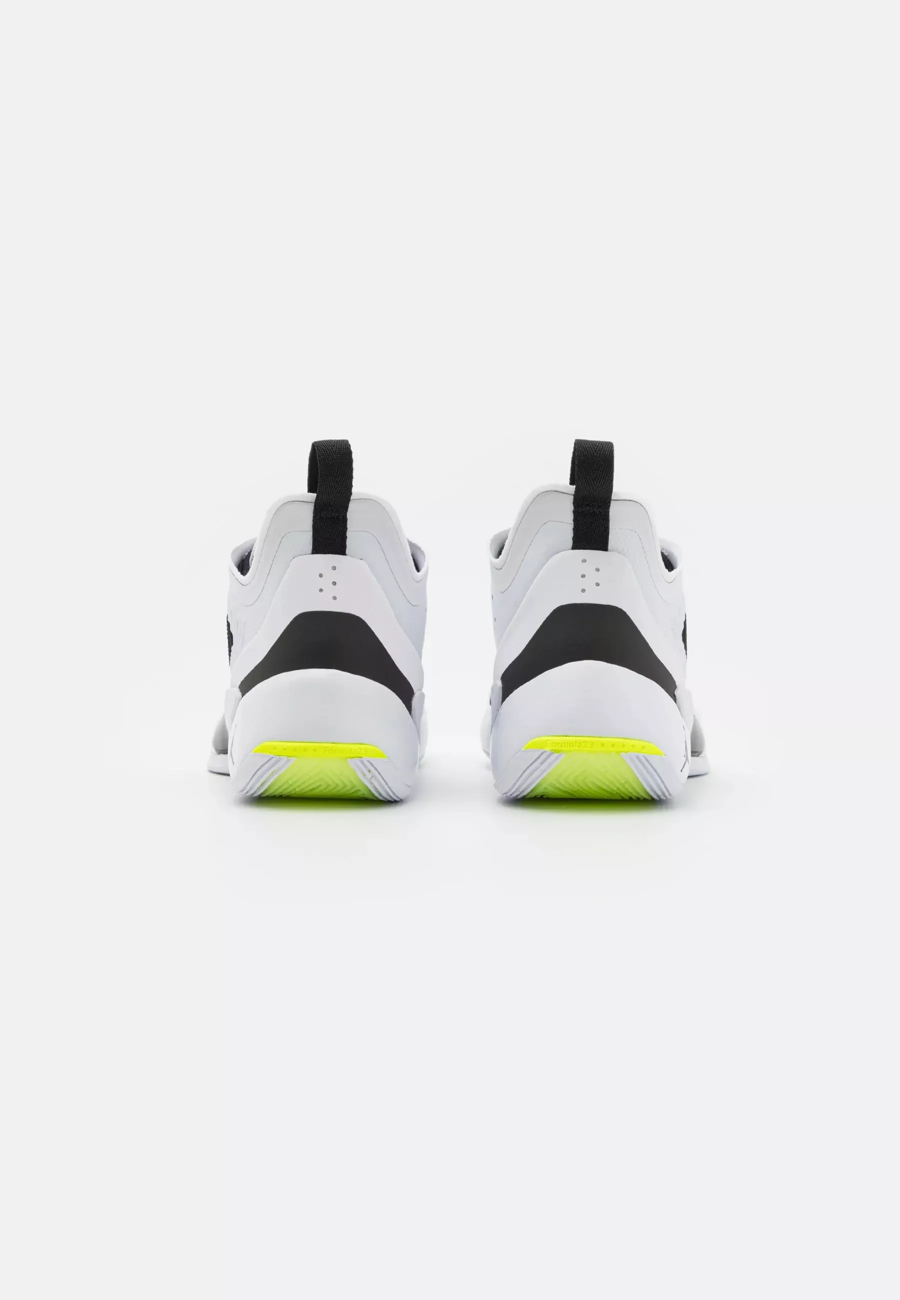 Фото № 2 с приближением к товару «‎LUKA 1»