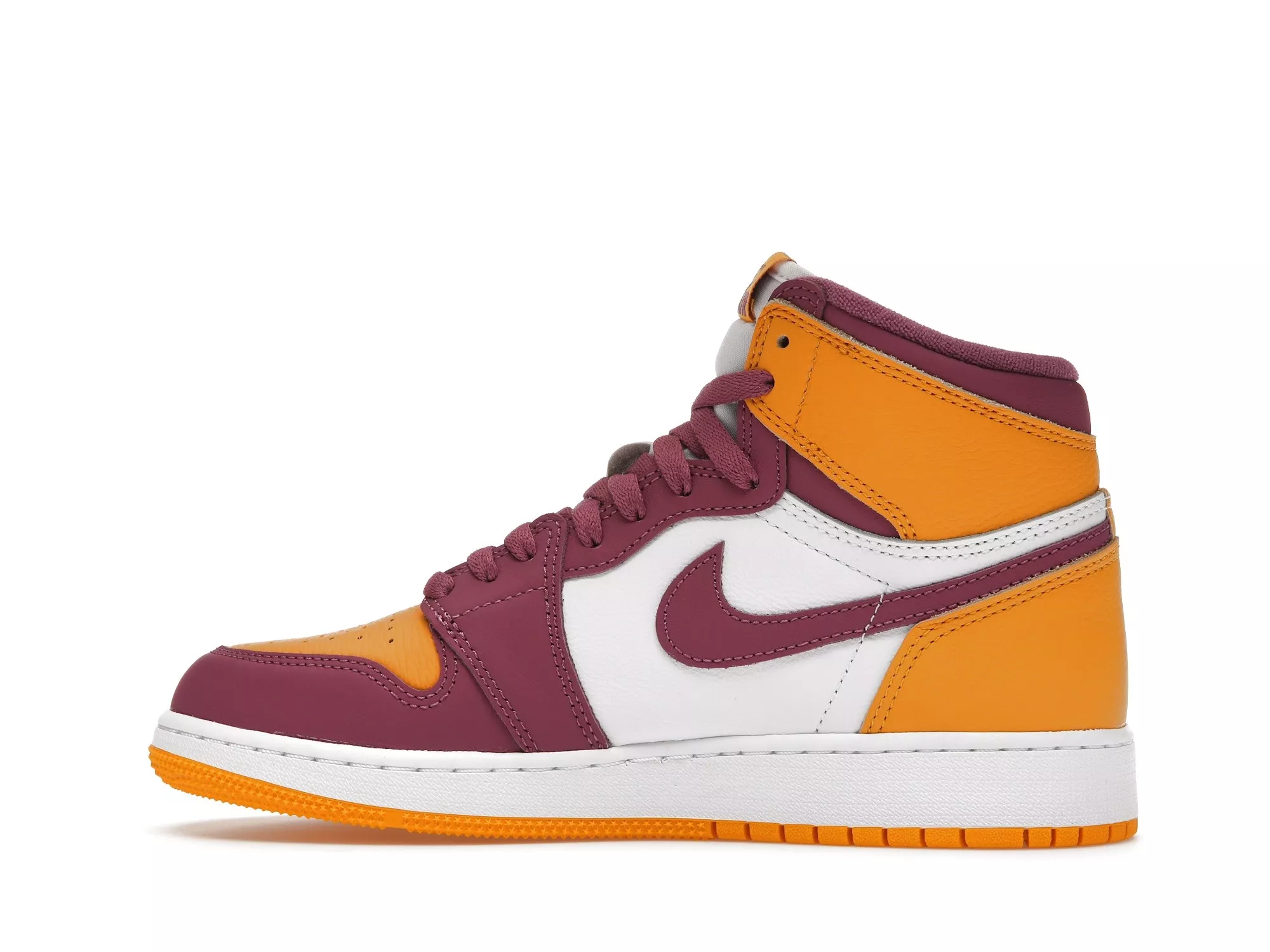 Фото № 2 с приближением к товару «‎Jordan 1 Retro High OG Brotherhood »