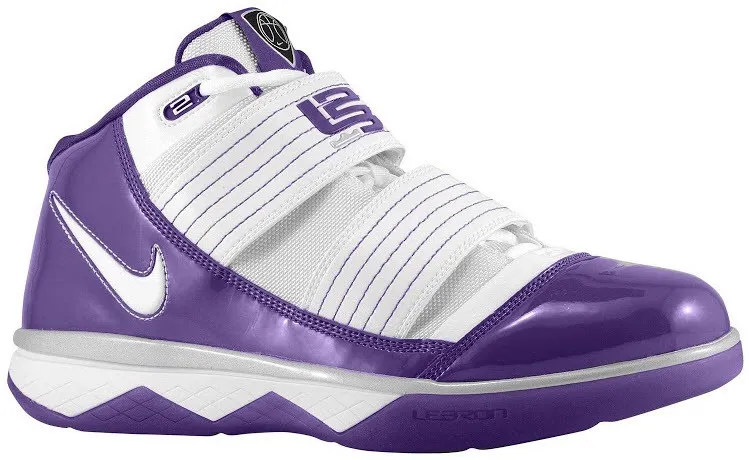 Фото № 1 с приближением к товару «‎Nike Zoom Soldier III Team Bank White Purple»