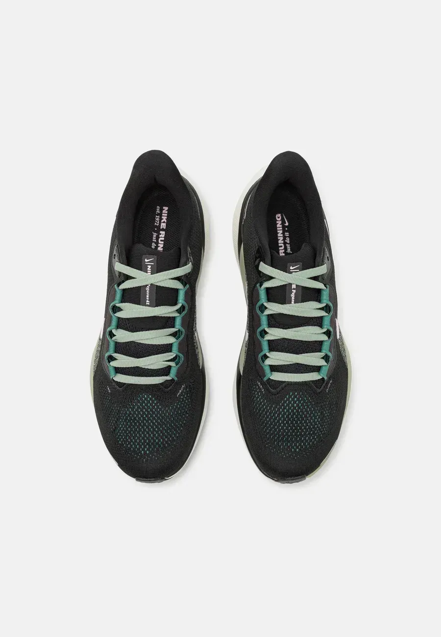 Фото № 4 с приближением к товару «‎AIR ZOOM PEGASUS 41»