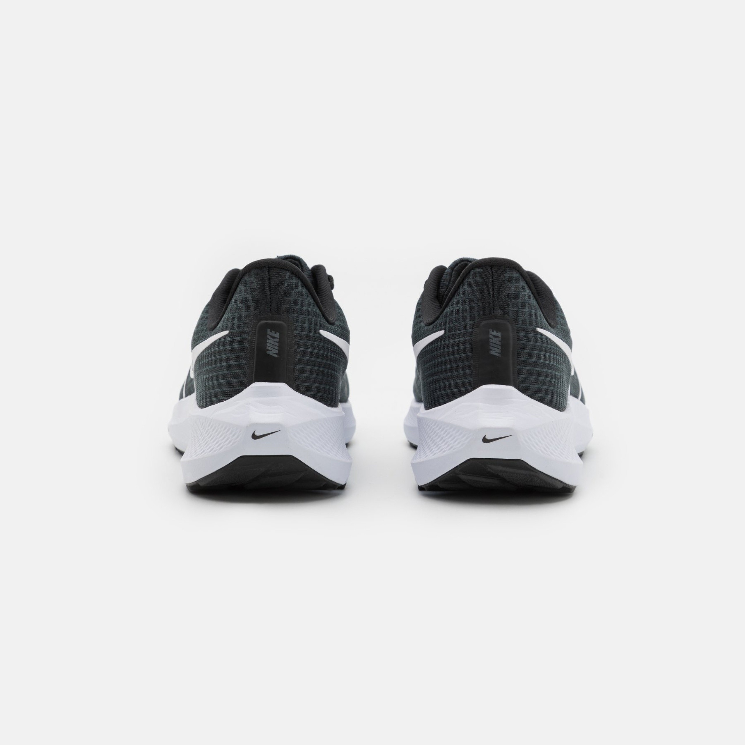 Фото № 3 с приближением к товару «‎Nike Air Zoom Pegasus 39»