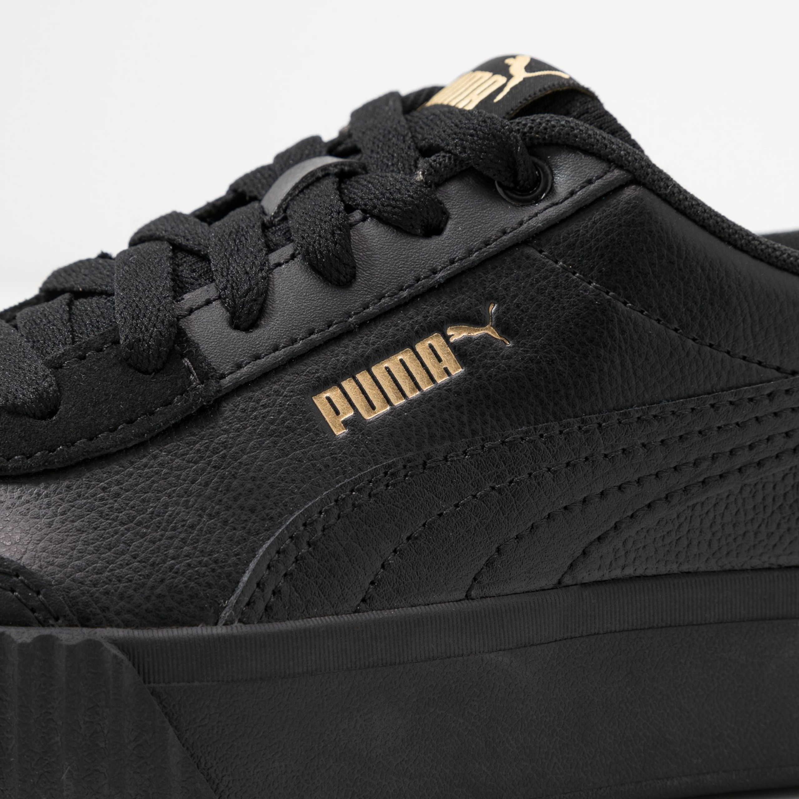 Фото № 3 с приближением к товару «‎Puma Carina Lift »