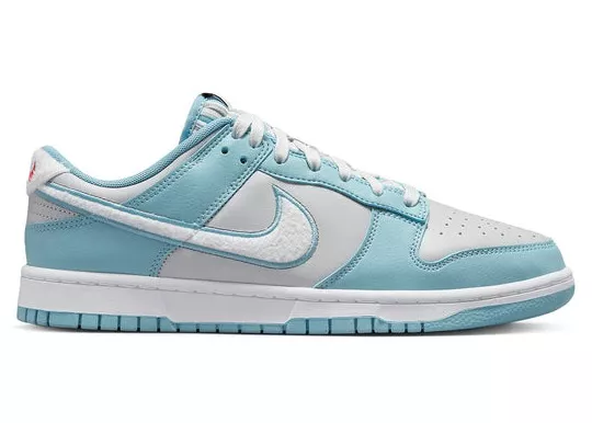 Фото № 1 с приближением к товару «‎Nike Dunk Low Retro Fleece Swoosh Worn Blue»