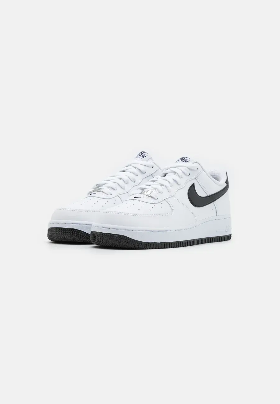 Фото № 2 с приближением к товару «‎AIR FORCE 1 07»