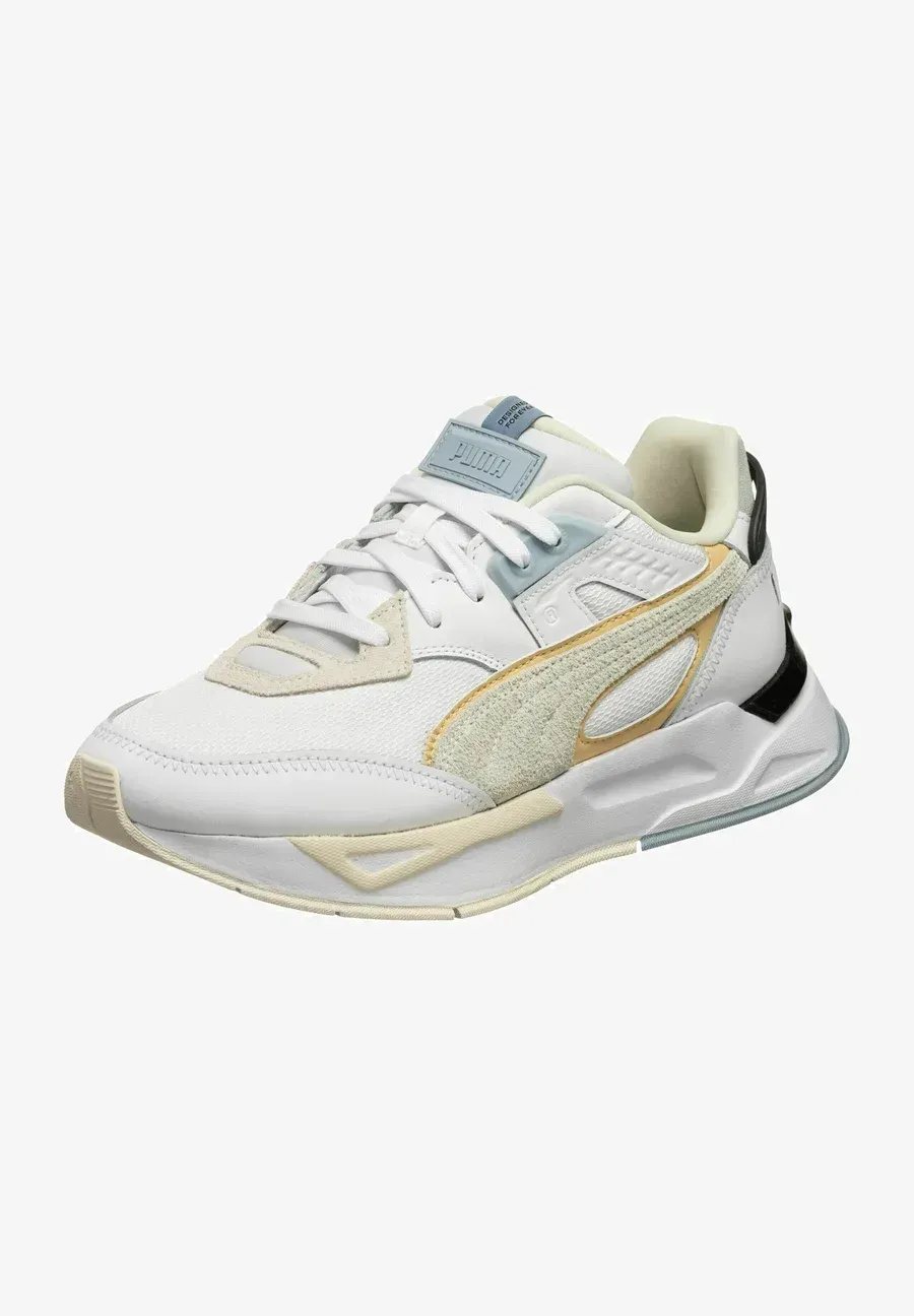 Фото № 2 с приближением к товару «‎Trainers»