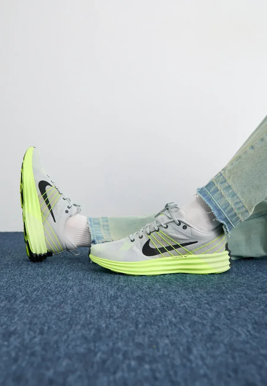 Фото № 2 с приближением к товару «‎LUNAR ROAM UNISEX»