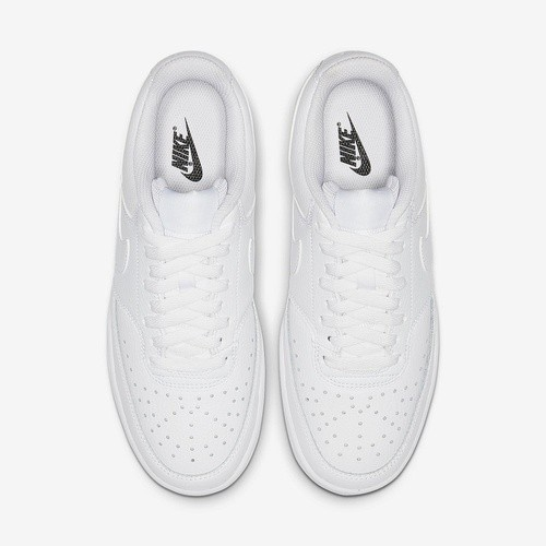 Фото № 4 с приближением к товару «‎Nike Wmns Court Vision Low 'Triple White'»