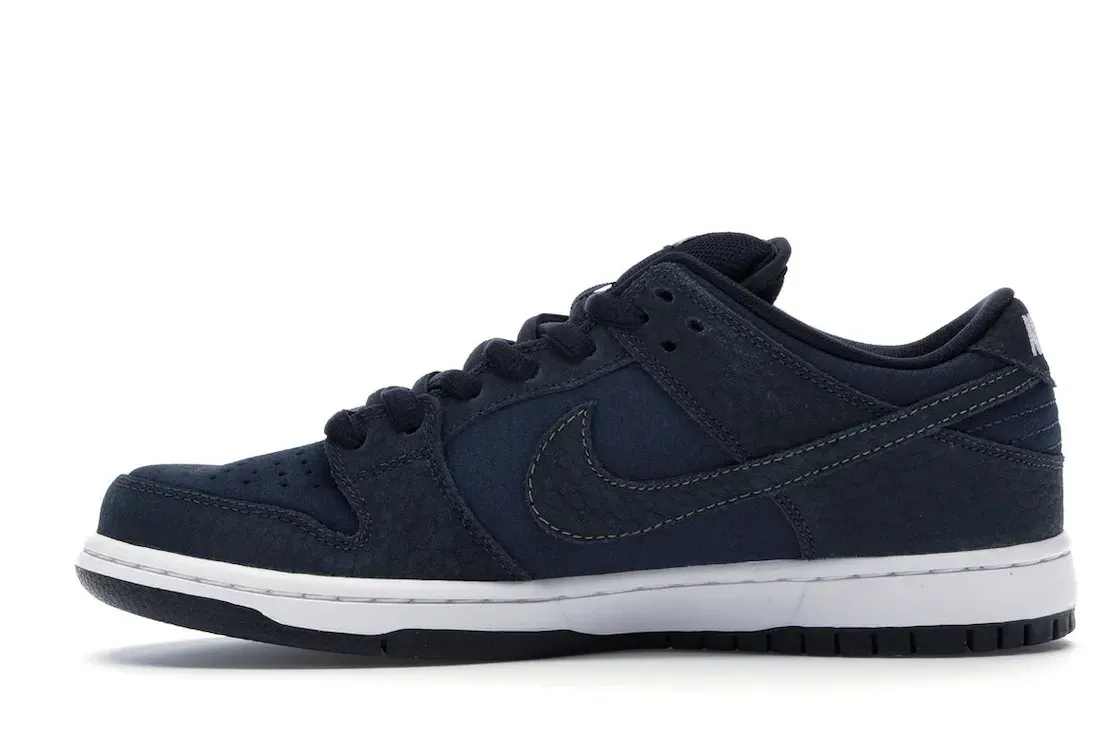 Фото № 3 с приближением к товару «‎Nike SB Dunk Low US Passport»