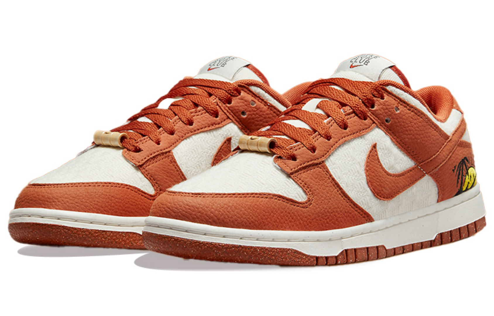 Фото № 3 с приближением к товару «‎Nike Dunk Low SE Skate Shoes Sun Club»