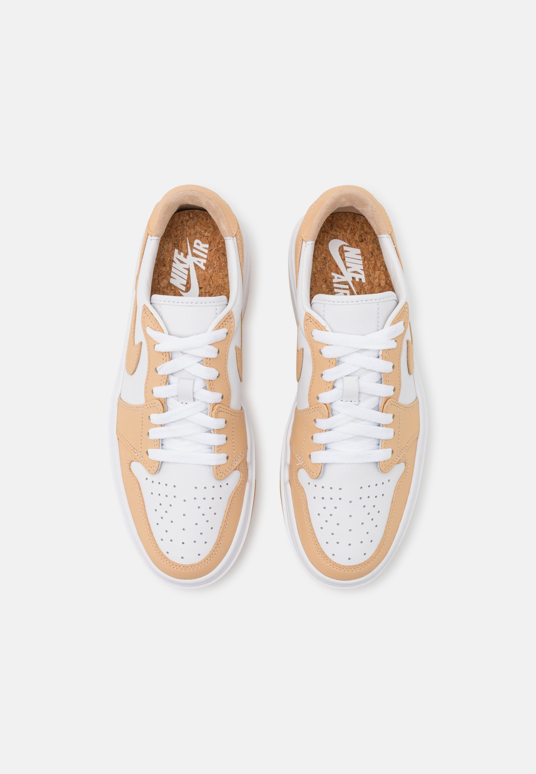 Фото № 4 с приближением к товару «‎Jordan Air 1 Lv8d »