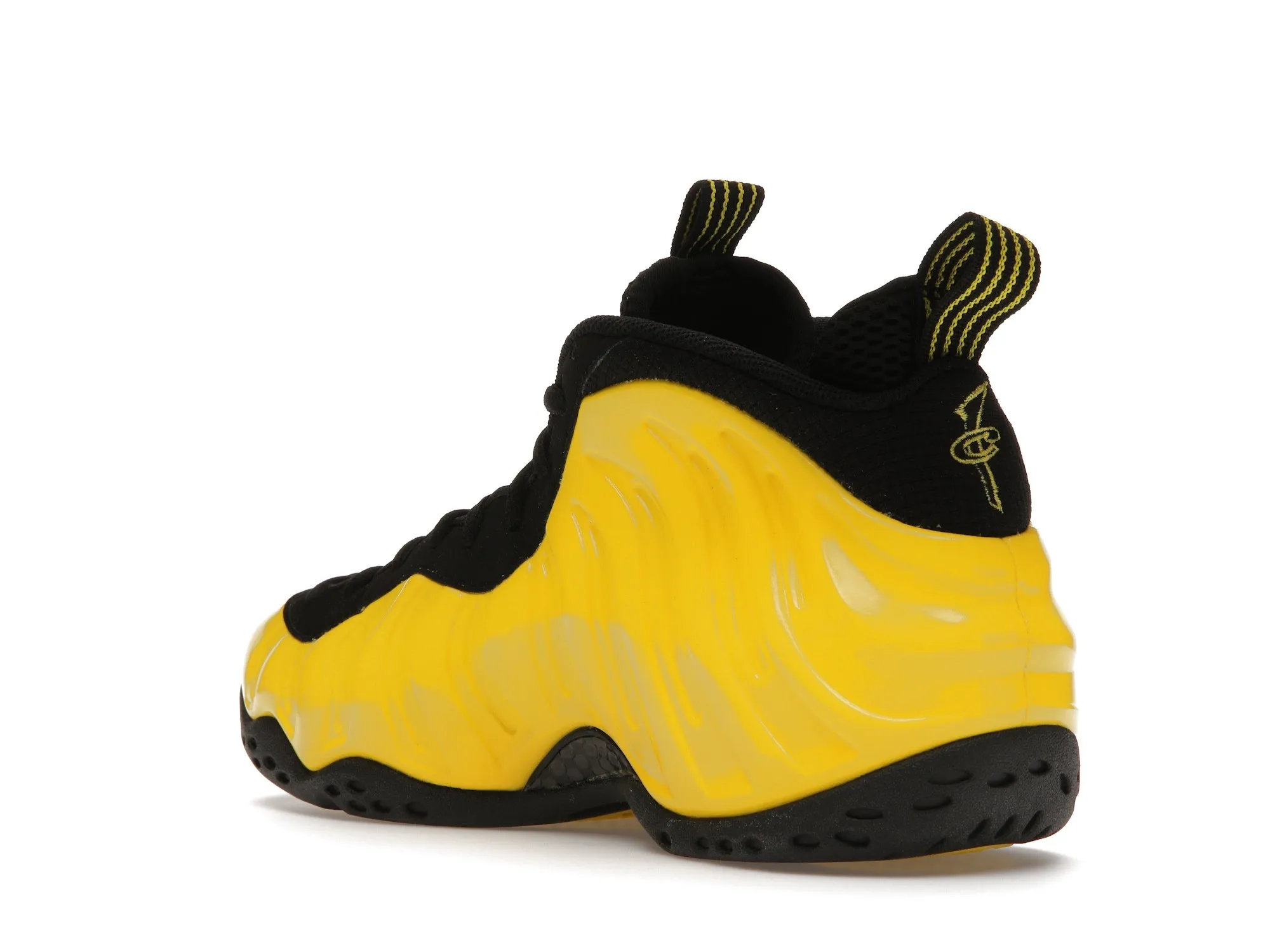 Фото № 6 с приближением к товару «‎Nike Air Foamposite One Wu-Tang Optic Yellow»