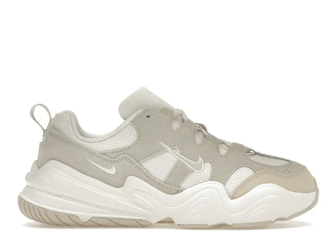 Фото № 1 с приближением к товару «‎Nike Tech Hera Light Orewood Brown »