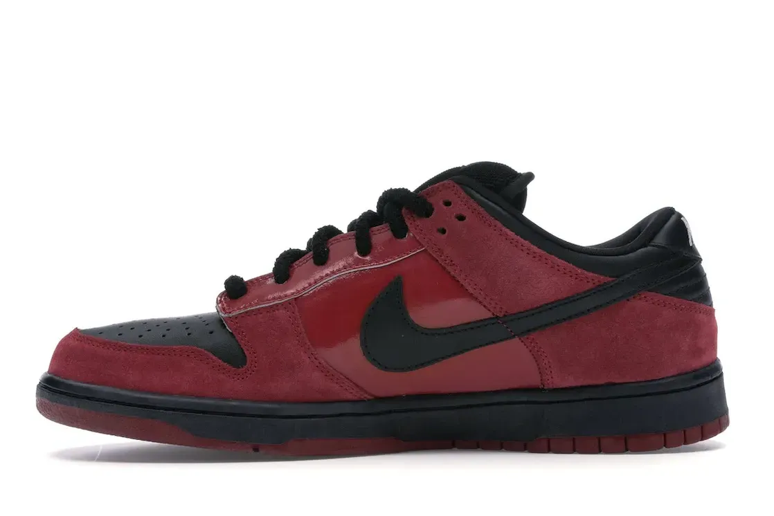 Фото № 3 с приближением к товару «‎Nike SB Dunk Low Milli Vanilli»