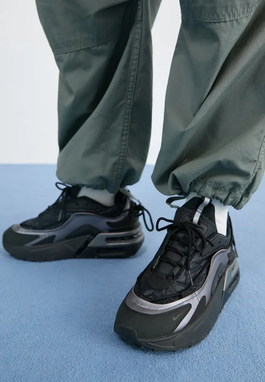Фото № 2 с приближением к товару «‎AIR MAX FURYOSA SE»