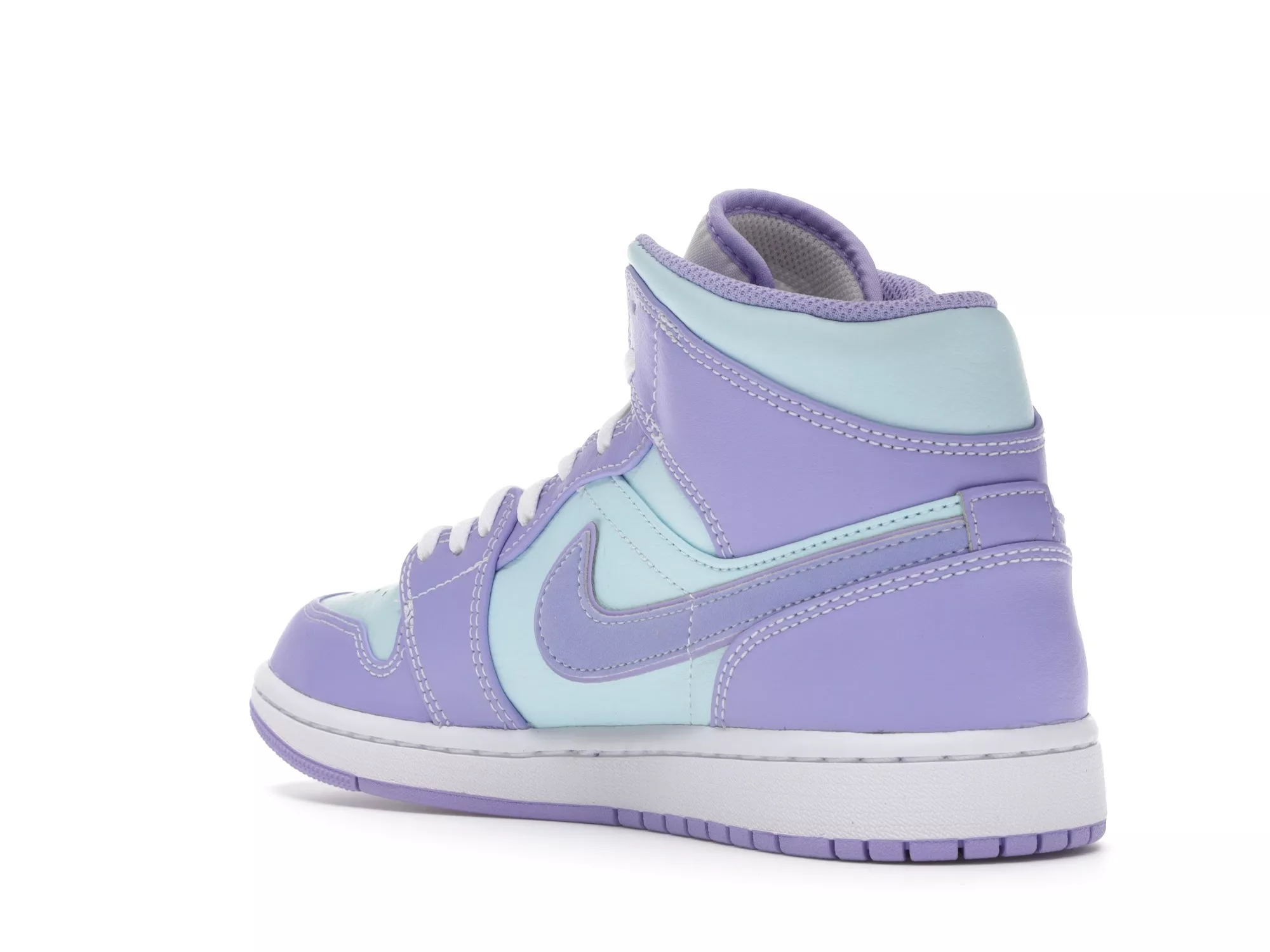 Фото № 3 с приближением к товару «‎Jordan 1 Mid Purple Aqua»