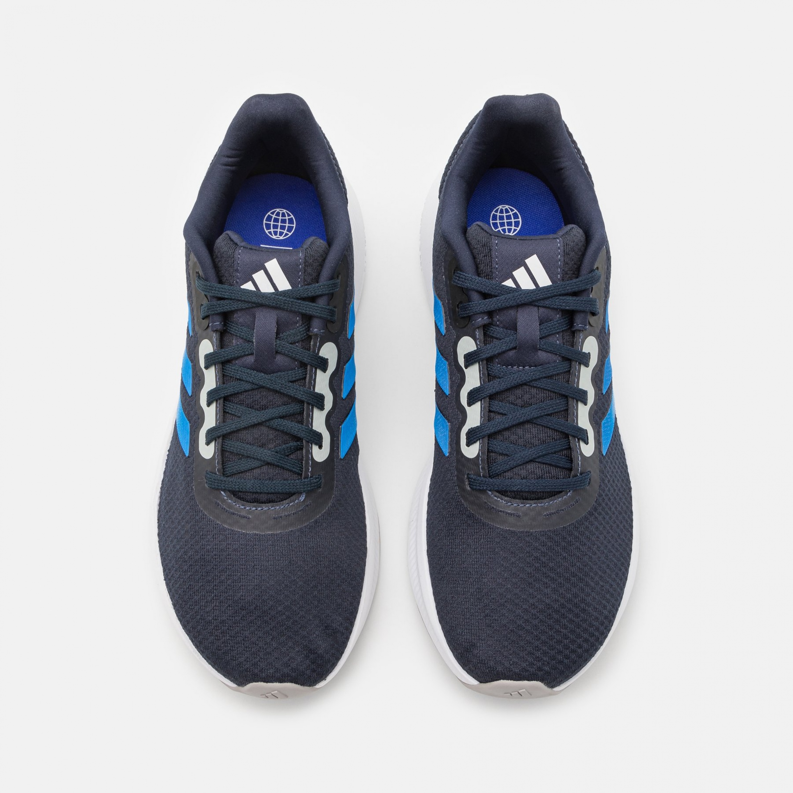 Фото № 4 с приближением к товару «‎Adidas 3.0»