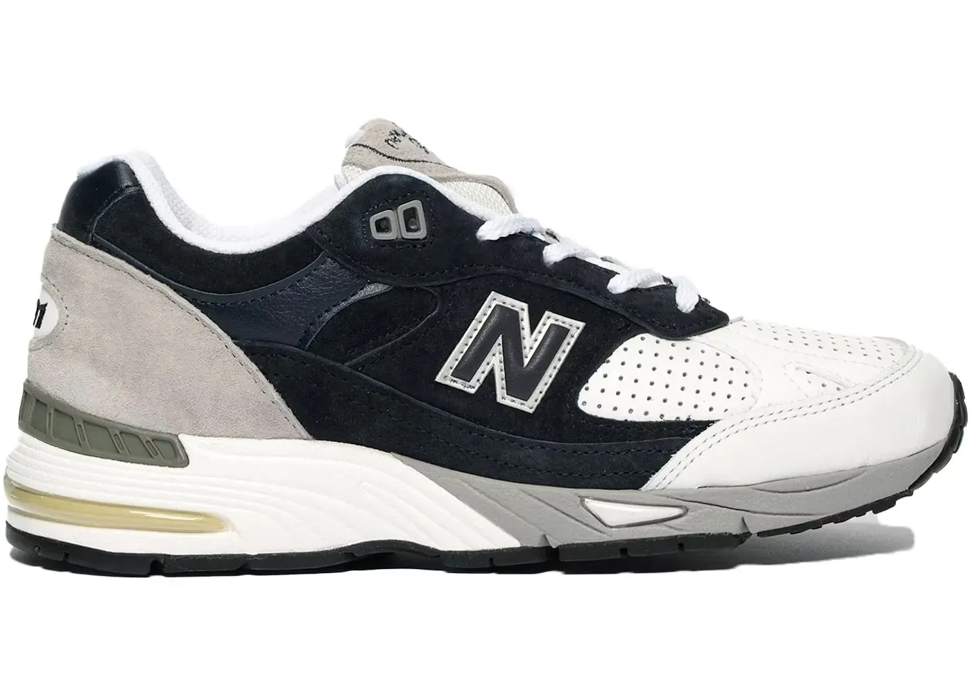 New Balance 991
