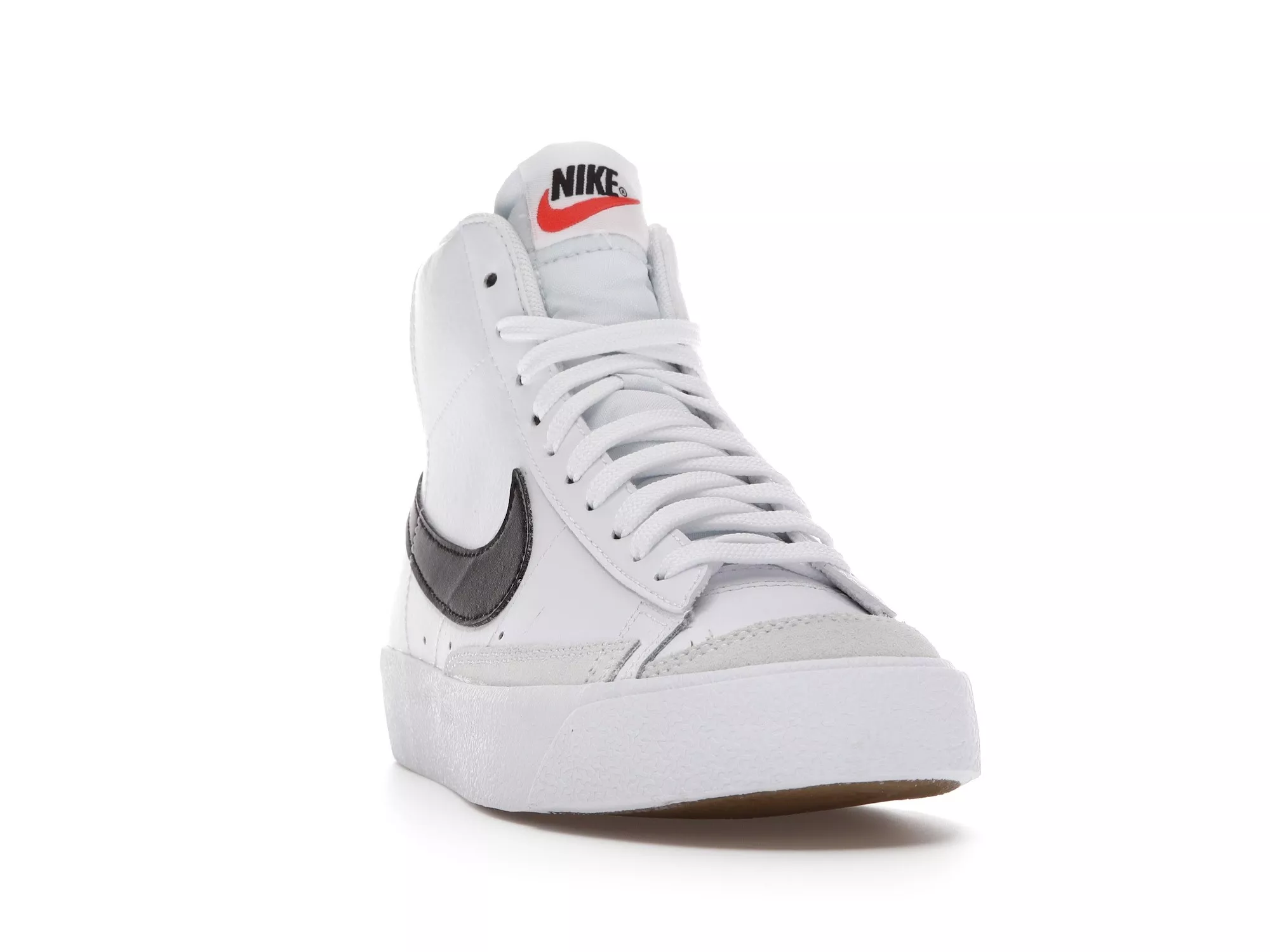 Фото № 3 с приближением к товару «‎Nike Blazer Mid 77 White Black »