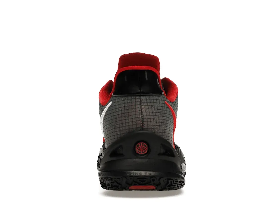 Фото № 4 с приближением к товару «‎Nike Kyrie 4 Low Bred»